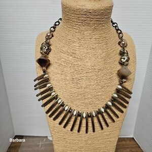 Vintage 80s Tribal/Boho Bead and Metal Accent Necklace